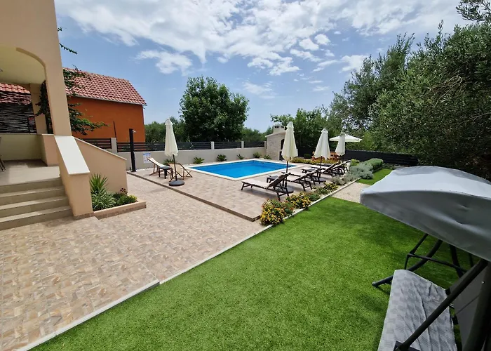 Lilly Βίλα Kaštel Novi